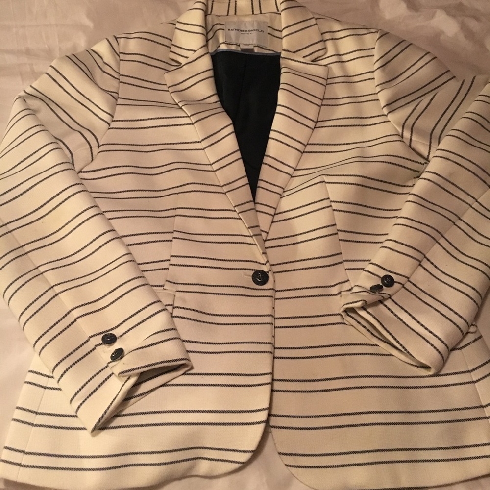 White with blue stripe casual suite jacket